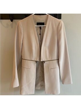 BCBGMaxAzria Lightweight Cream Blazer
